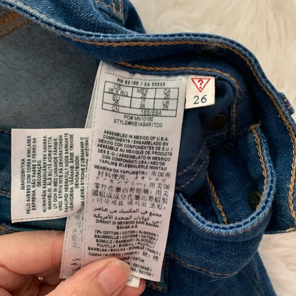 Guess 1981 high rise skinny jeans 👖 - Picture 4 of 6